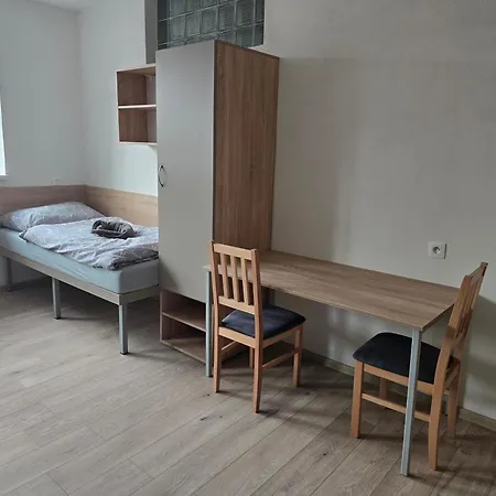 Ubytovna Levice Albergue Levice